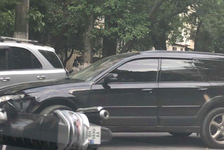 На Ильфа и Петрова произошло ДТП при участии мотоцикла (фото, дополнено )
