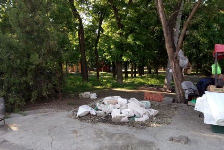 На улицах Одессы стало меньше незаконных киосков (фото)