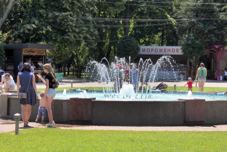 Большой детский экопраздник в парке Горького (фоторепортаж)
