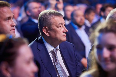 «Оппозиционный блок» представил первую десятку списка (фото)
