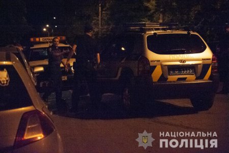 Полиция расследует трагедию на Воробьева: причиной пожара называют занесение огня извне (фото)