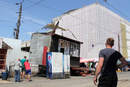 Южная часть «Привоза» радикально меняет свое «лицо» (фоторепортаж) 