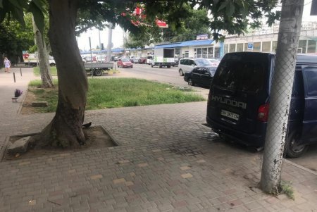 Демонтаж киосков: в Одессе наводят порядок в сфере уличной торговли (фото)