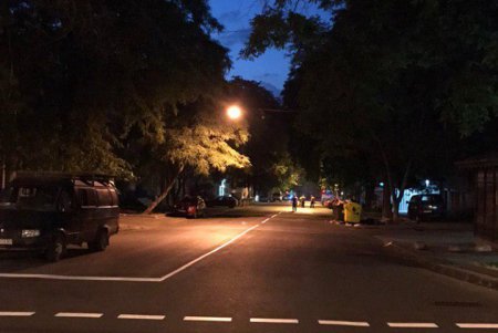 Новую дорожную разметку нанесли в районе Оперного театра (фото)