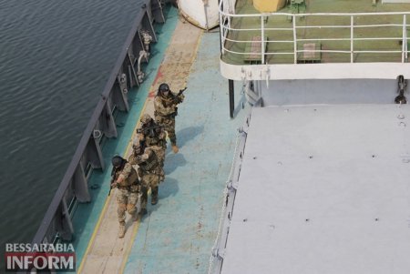 Украинский морской спецназ прошел в Одесской области подготовку по американской стандартам