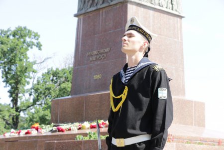 Одесситы почтили память жертв войны (фото)