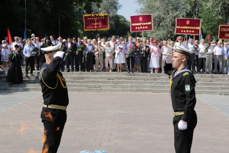 Одесситы почтили память жертв войны (фото)