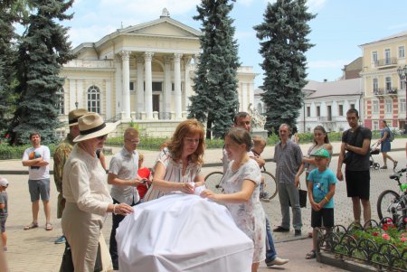 В центре Одессы торжественно отрыли 3D-копии городских достопримечательностей (фоторепортаж)