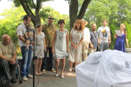 В центре Одессы торжественно отрыли 3D-копии городских достопримечательностей (фоторепортаж)