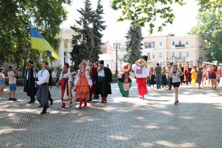 Дух гоголевских времен: в солнечную Одессу приехала знаменитая Сорочинская ярмарка (фото)