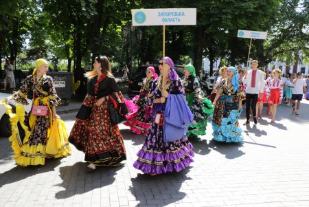 Знаменитая Сорочинская ярмарка - в Одессе (фоторепортаж) Знаменитая Сорочинская ярмарка - в Одессе (фоторепортаж)