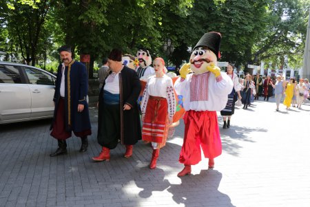 Знаменитая Сорочинская ярмарка - в Одессе (фоторепортаж) Знаменитая Сорочинская ярмарка - в Одессе (фоторепортаж)