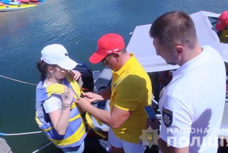 Сотрудники водной полиции рассказали детям о правилах поведения на воде (фото, видео) 