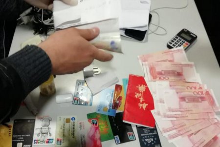 Интимный бизнес: иностранца и его сообщника осудят за торговлю людьми (фото)