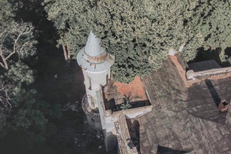 «Корпорации монстров» подарили старинный особняк на Французском бульваре (фото, видео)