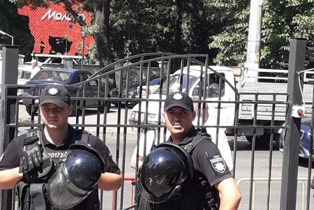 Работу Малиновского суда Одессы прервало сообщение о минировании (фото, обновлено)