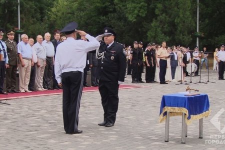 Ряды правоохранителей пополнили новые выпускники (фото)