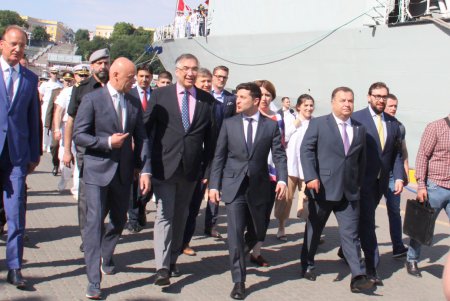 День Военно-Морских Сил Украины: рабочий визит Владимира Зеленского в Одессу (фоторепортаж)