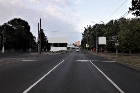 На Таирова освежили дорожную разметку (фото)