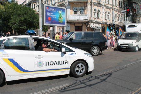 Тысячи православных провели крестный ход в Одессе (фоторепортаж)