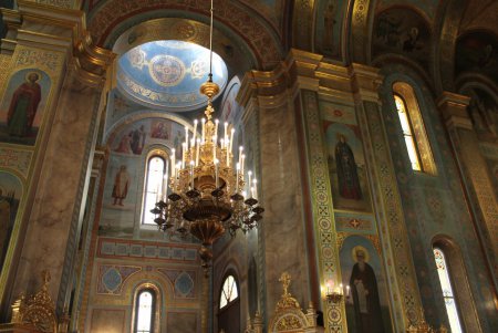 Тысячи православных провели крестный ход в Одессе (фоторепортаж)