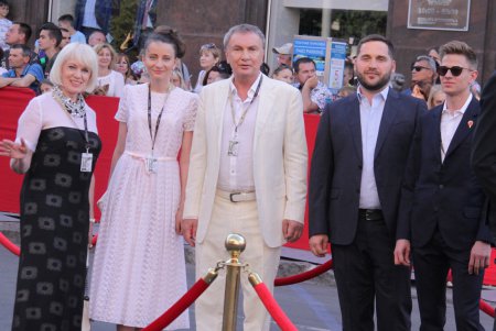Красная дорожка ОМКФ - 2019 (фоторепортаж)