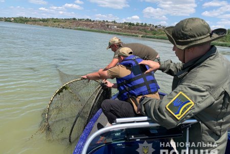 За несколько дней двое одесситов выловили в море 50 килограмм рыбы (фото)