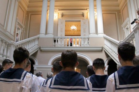 В Литературном музее представили картины известного одесского художника (фоторепортаж)