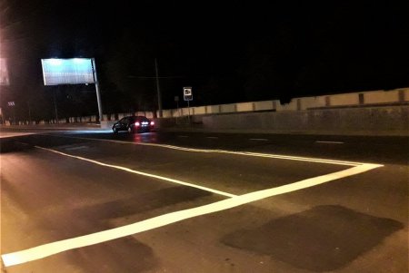 На Люстдорфской дороге освежили дорожную разметку (фото)