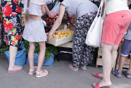 Стихийная торговля в Одессе (фоторепортаж)