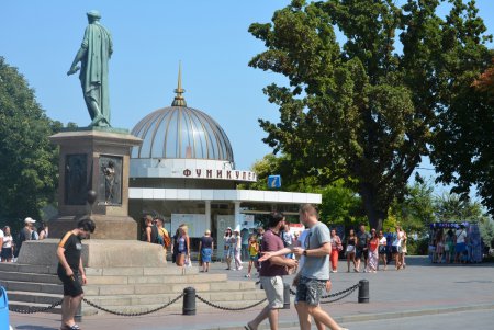 В центре Одессы больше не эксплуатируют животных (фоторепортаж)