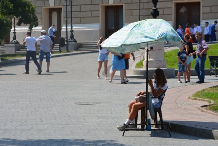 В центре Одессы больше не эксплуатируют животных (фоторепортаж)