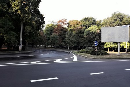 Дорожную разметку обновили на улице Разумовской и Мельницкой (фото)