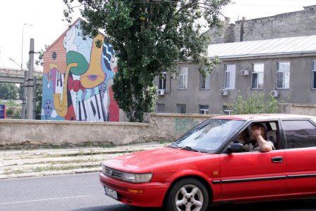 Колоритные дворики: прогулка по спуску Маринеско (фоторепортаж)