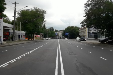 Обновлена дорожная разметка в Высоком переулке (фото)