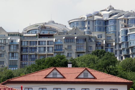 Жарко и солнечно: на пляжах Одессы много отдыхающих (фоторепортаж)