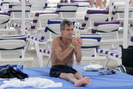 Жарко и солнечно: на пляжах Одессы много отдыхающих (фоторепортаж)