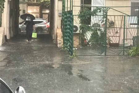 На Одессу обрушилась «стена» ливня (фото, видео)