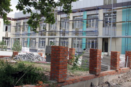 Крупнейшая школа на Большом Фонтане преобразится к началу учебного года (фоторепортаж)