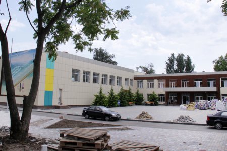 Крупнейшая школа на Большом Фонтане преобразится к началу учебного года (фоторепортаж)