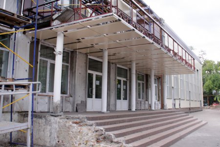 Крупнейшая школа на Большом Фонтане преобразится к началу учебного года (фоторепортаж)