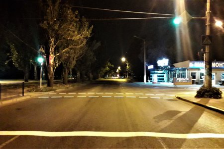 Возле школ на Молдаванке и Слободке обновлена дорожная разметка (фото)