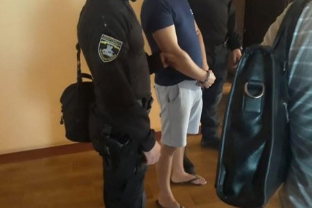 В ходе масштабной спецоперации правоохранители задержали одессита — главаря преступной группировки (фото)