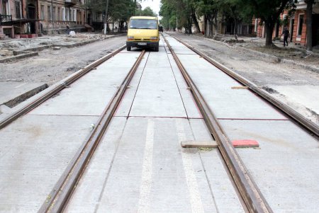 Реконструкция улицы Софиевской продолжается (фоторепортаж)