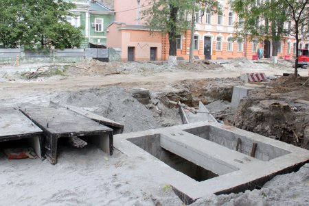 Реконструкция улицы Софиевской продолжается (фоторепортаж)