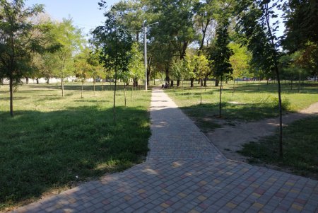 Новая футбольная площадка появилась в Малиновском районе (фото)