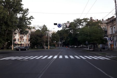 Обновленная дорожная разметка - на Льва Толстого  (фото)