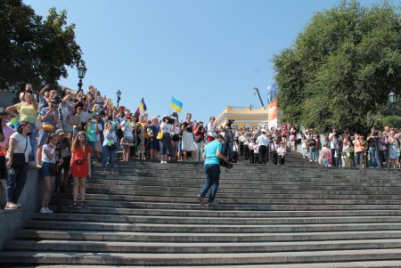 В Одессе отмечают День Государственного флага Украины (фоторепортаж)