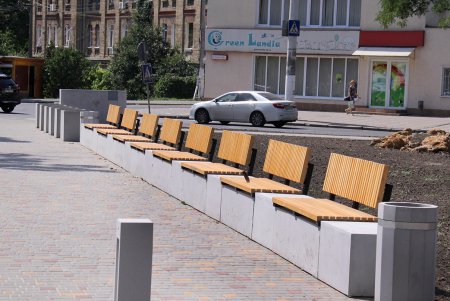 На 2-й станции Большого Фонтана завершается благоустройство сквера «За мир» (фоторепортаж)