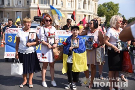 Торжественные мероприятия ко Дню Независимости в городе прошли без нарушений (фото, видео)